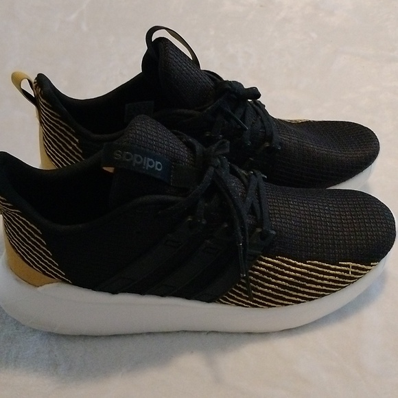 Adidas Men's Questar Flow shoes size US 9.5 - Picture 1 of 15